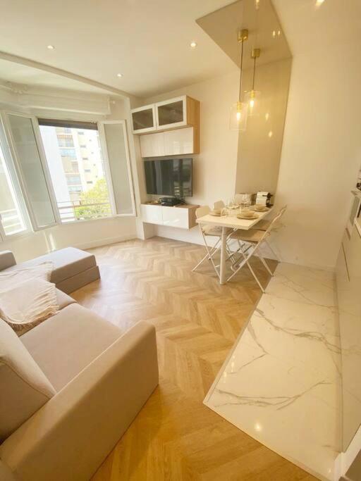 Appartement 2P Idealement Place Juan Les Pins Exterior foto